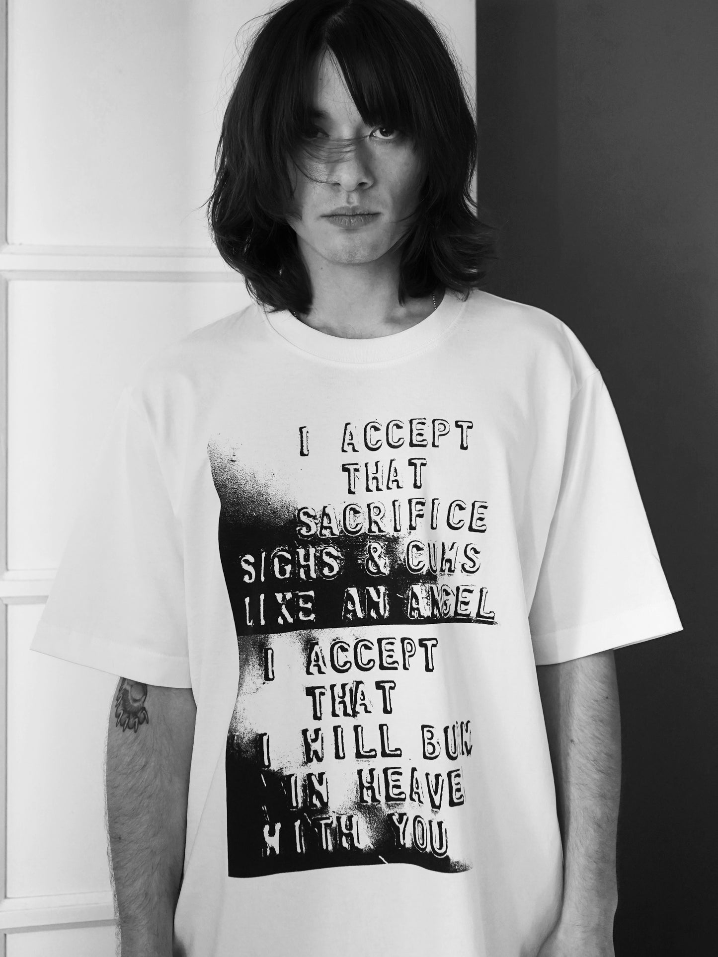 T-SHIRT 'I ACCEPT' BLACK PRINT