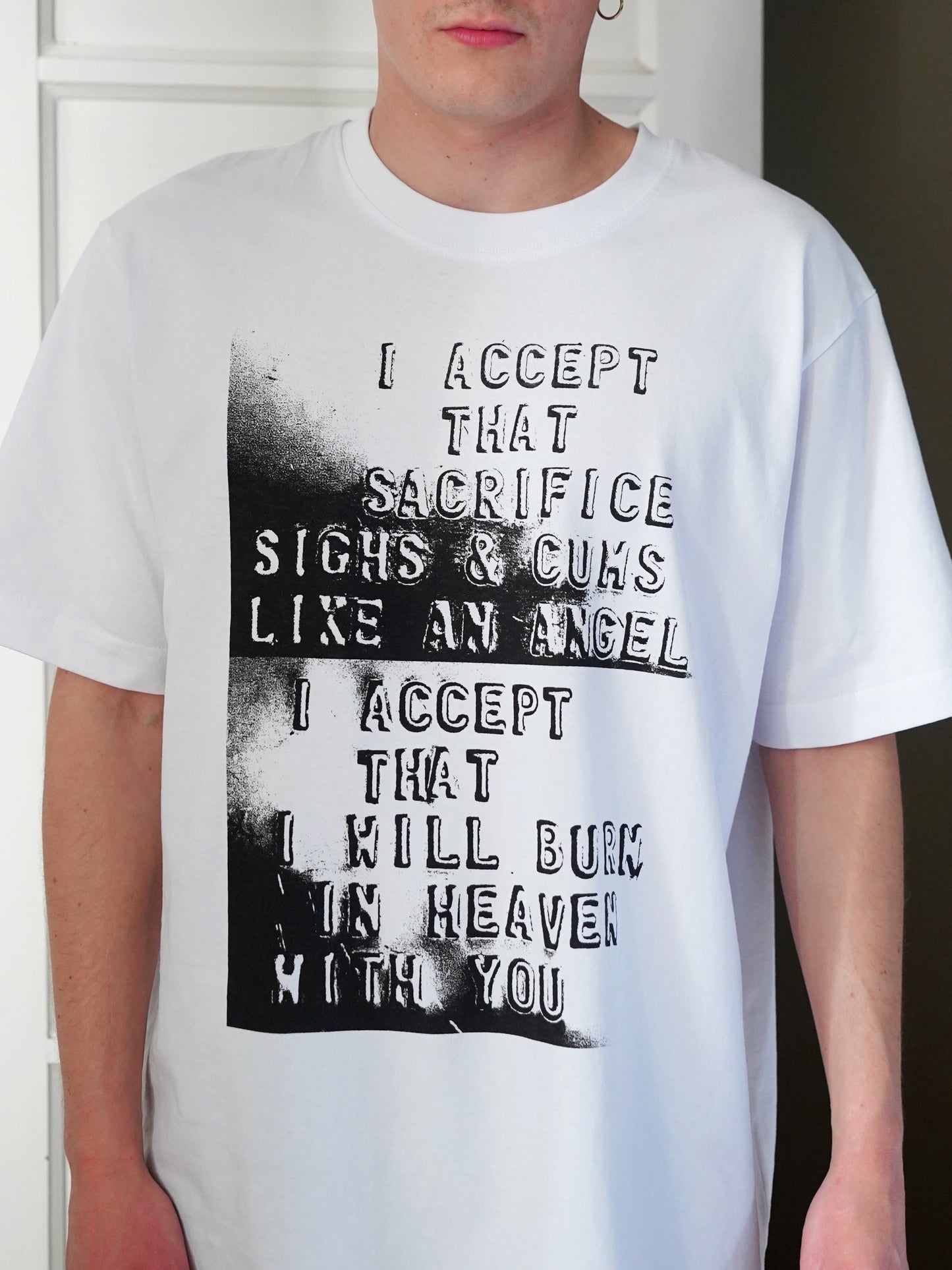 T-SHIRT 'I ACCEPT' BLACK PRINT